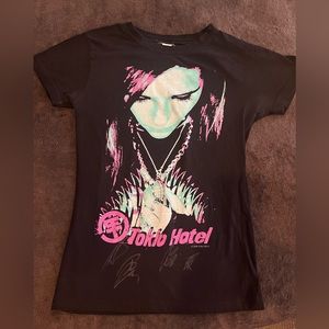 authentic signed tokio hotel tee XS